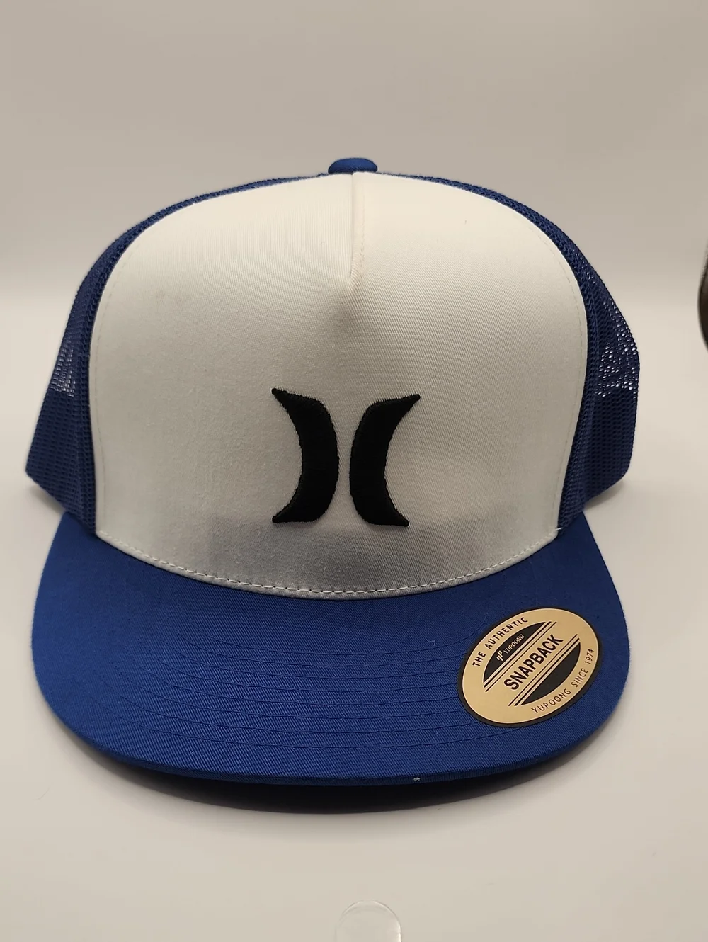 Hurley White Front Blue Bill Mesh Snapback Hat
